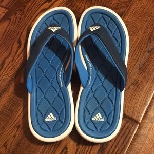 Adidas flip flop